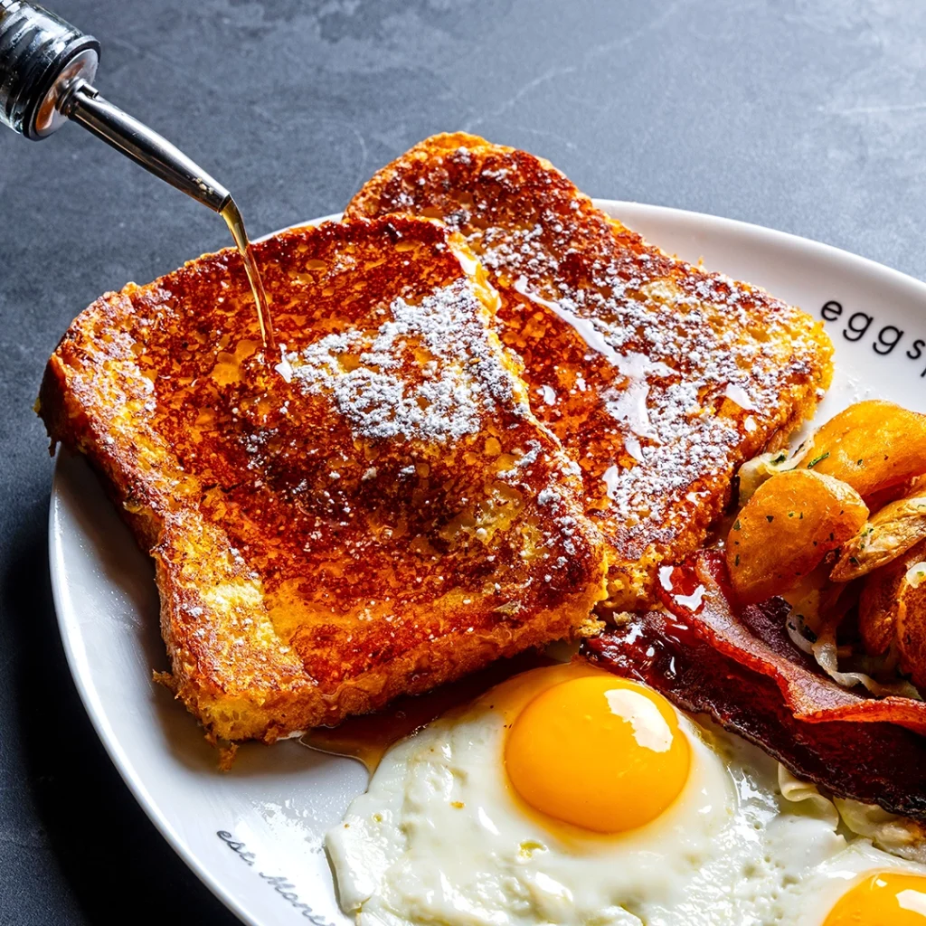 French toast and syrup brunch at Eggspectation.